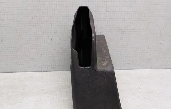 Volkswagen Transporter - Caravelle T5 Handbrake trim 7H1711464A