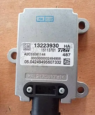 Opel Vectra C ESP acceleration yaw rate sensor 13223930 15113701 A2C53081144