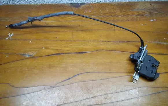 Mercedes-Benz E A207 Seat back rest lock catch 