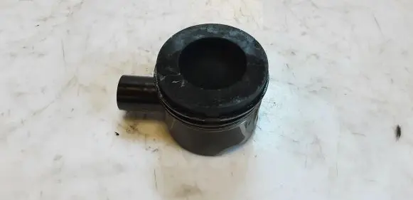 Audi A6 S6 C7 4G Piston 8372T 8R2