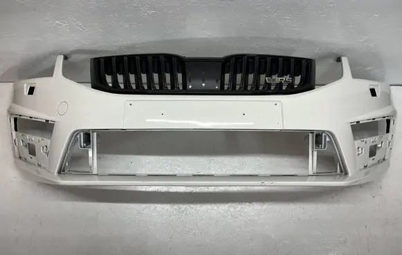 Skoda Octavia Mk3 (5E) Front bumper 5E0807221AA