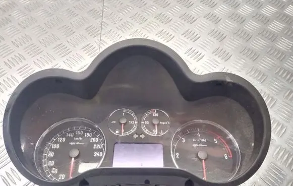 Alfa Romeo 147 Tachometer 156071226