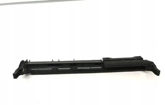 Mercedes-Benz S W222 Radiator mount bracket 