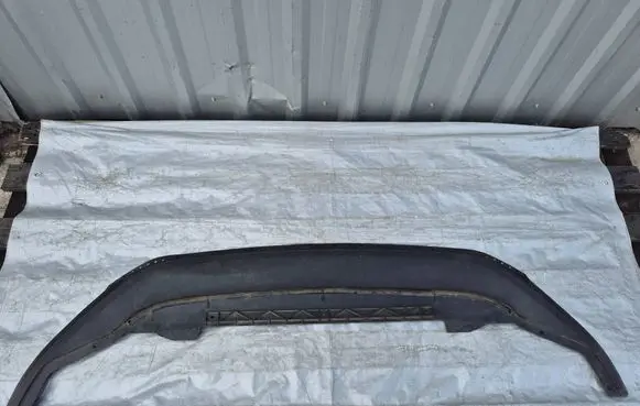 Volkswagen Golf VII Front bumper lip 5G0805915
