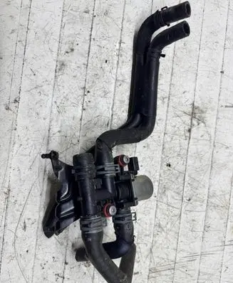 Audi A6 S6 C7 4G Coolant heater control valve 8E0820035B 400399D
