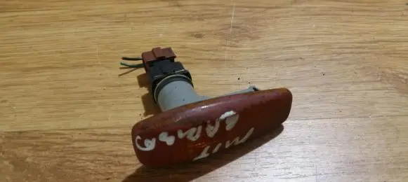 Mitsubishi Carisma Front fender indicator light