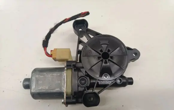 Porsche Macan (95B) Rear door window regulator motor 5Q0959802A