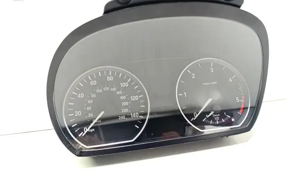 BMW 1 E81 E87 Speedometer (instrument cluster) 9166822