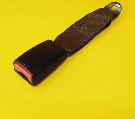 Suzuki Liana Rear seatbelt buckle