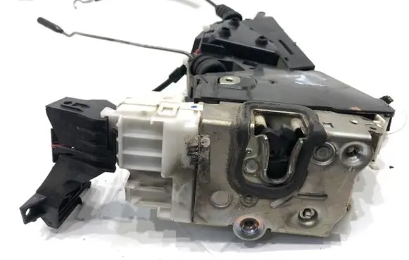 Mercedes-Benz B W245 Front door lock 1697202535