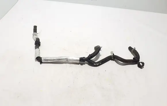 Volvo XC40 Engine coolant pipe/hose 32138587