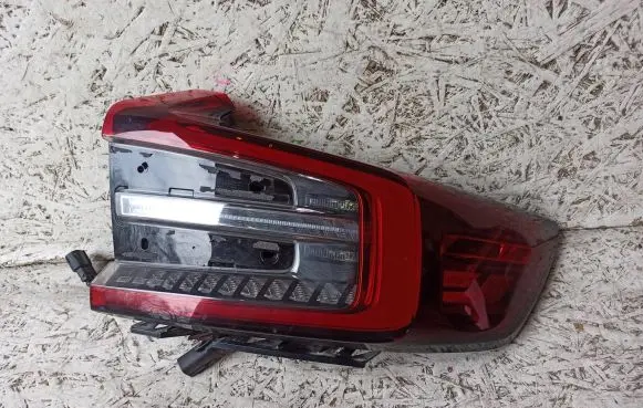 Volvo C40 Rear/tail lights