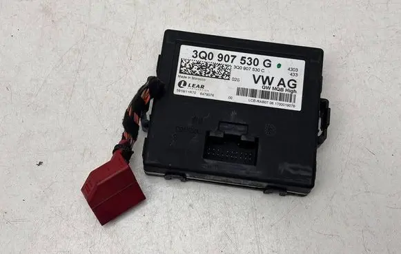 Volkswagen Golf Sportsvan Gateway control module 5Q0907530G 3Q0907530C