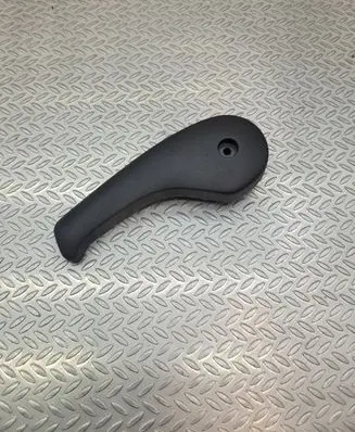 Engine bonnet (hood) release handle