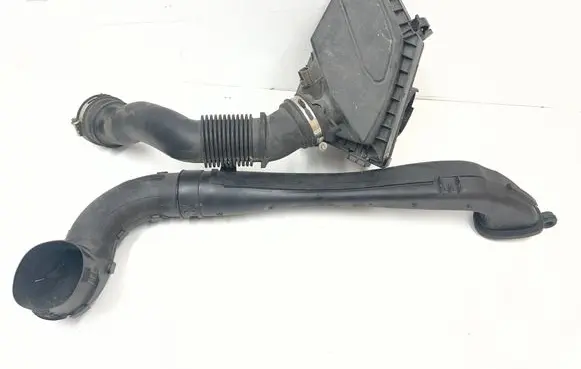 Ford Puma Air filter box L1B19600AD L1B19C676DB