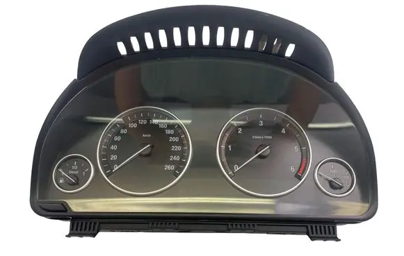 BMW 5 F10 F11 Speedometer (instrument cluster) 9348714