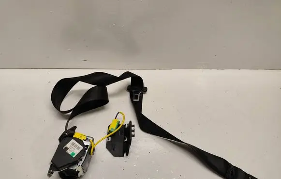 Volkswagen Touareg I Front seatbelt 560981601
