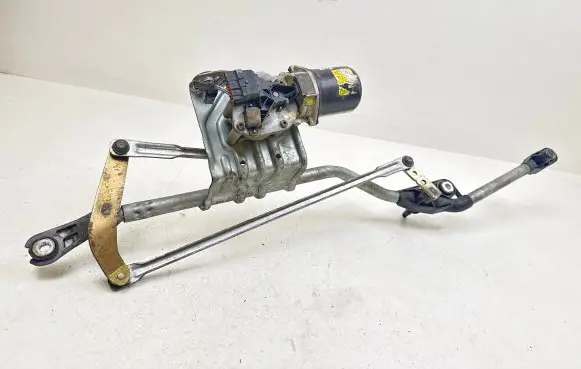 Renault Scenic II - Grand scenic II Front wiper linkage and motor