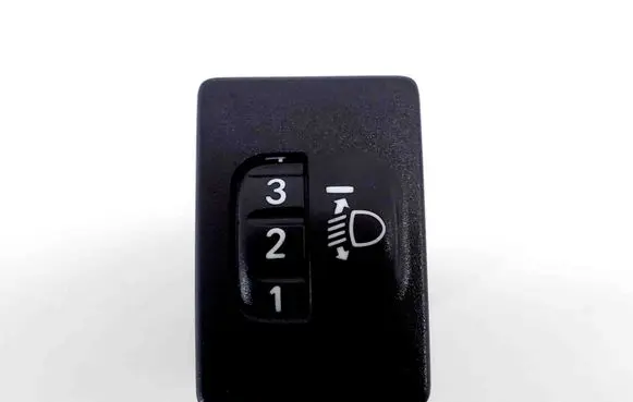 Toyota Aygo AB40 Headlight level height control switch 841520D090