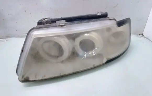 Volkswagen PASSAT B5 Headlight/headlamp