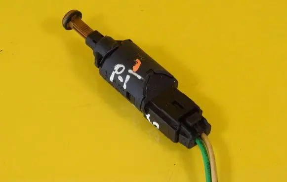 Peugeot 206 Brake pedal sensor switch 9634667980