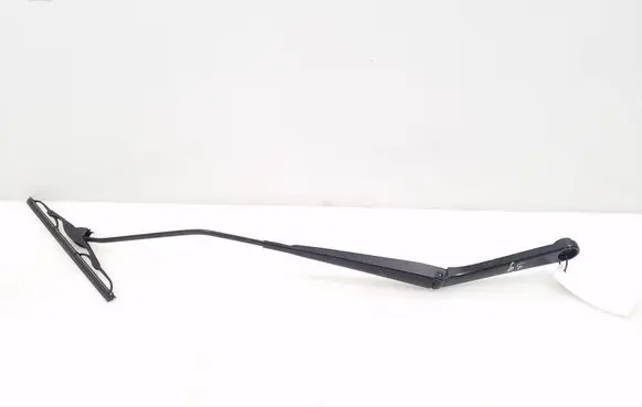 Nissan Juke I F15 Front wiper blade arm W000014869