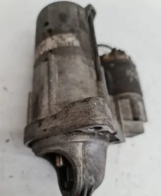 BMW 5 E60 E61 Starter motor 7787354