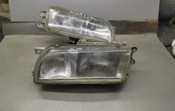 Nissan Primera Headlights/headlamps set 10024551A 10024551