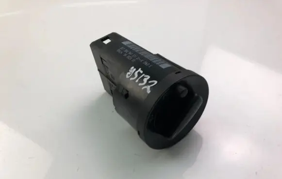 Skoda Octavia Mk1 (1U) Light switch 3B0941531B