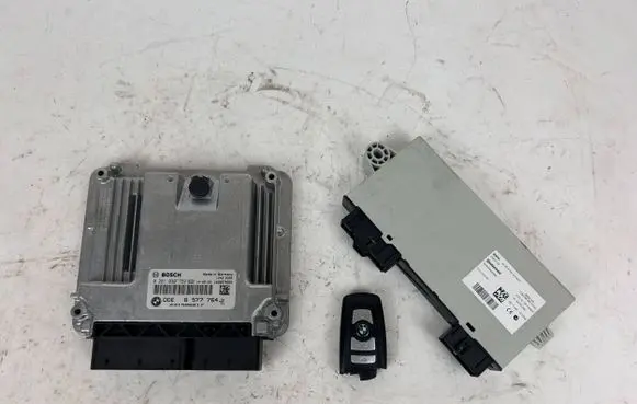 BMW 5 GT F07 Engine ECU kit and lock set 8577764 9347913