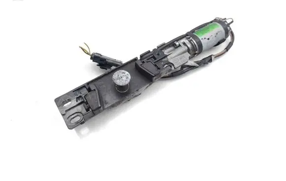 BMW 7 E38 Central locking motor 8352202 0390201300