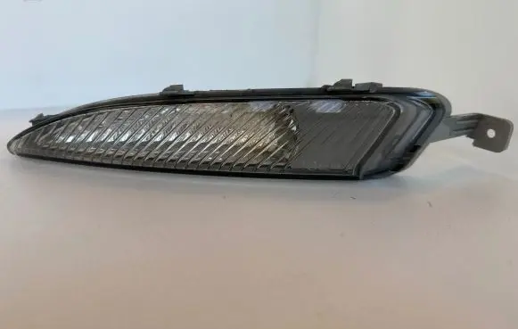 Front indicator light