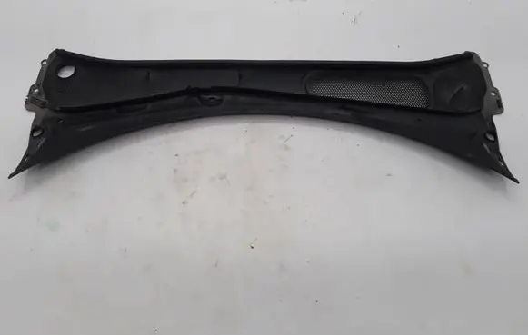 Volvo S90, V90 Wiper trim 31402275