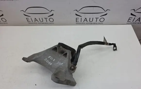 BMW 5 GT F07 Gearbox mounting bracket 6781229