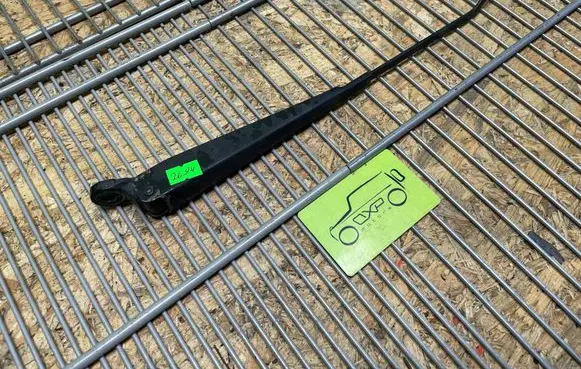 Mercedes-Benz G W461 W463 1st Gen Windshield/front glass wiper blade A0018201144 0018201144