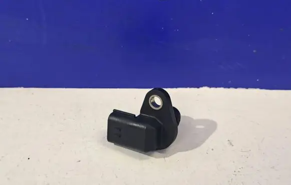 Volvo V60 Camshaft position sensor 8658495