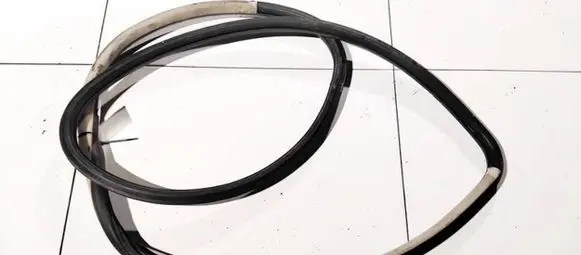 Volkswagen Golf IV Rubber seal front coupe door 1j4867365c