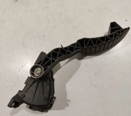Renault Laguna II Accelerator throttle pedal 8200002904