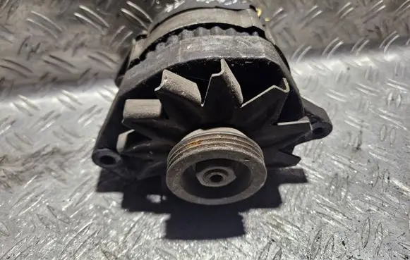 Renault Clio I Generator/alternator 2541257 YV1652