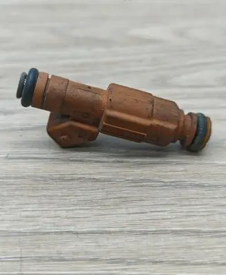 Volvo XC90 Fuel injector 9186340