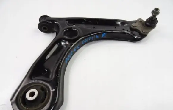 Volkswagen Polo V 6R Front lower control arm/wishbone 6R0407152F