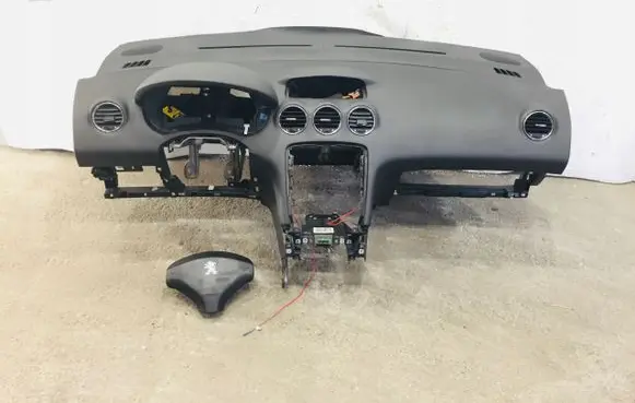 Peugeot 308 Airbag set with panel 