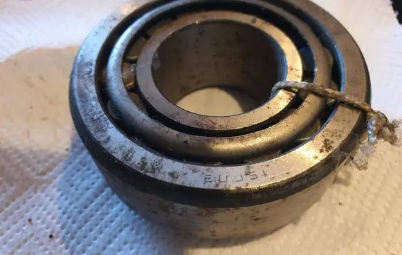 GAZ GAZelle Front wheel bearing hub 