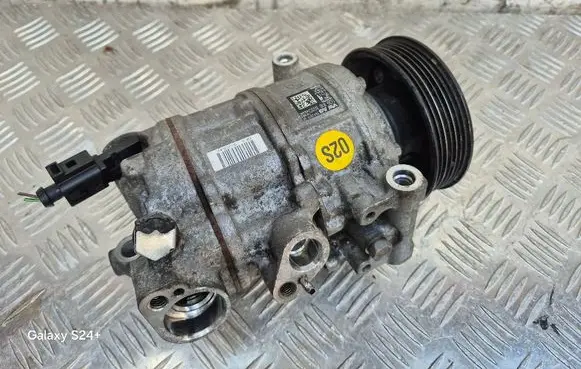 Volkswagen Golf VII Air conditioning (A/C) compressor (pump) 5Q0816803D