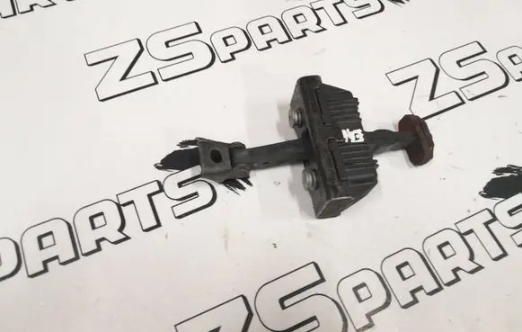 BMW 3 E46 Front door check strap stopper 8265545
