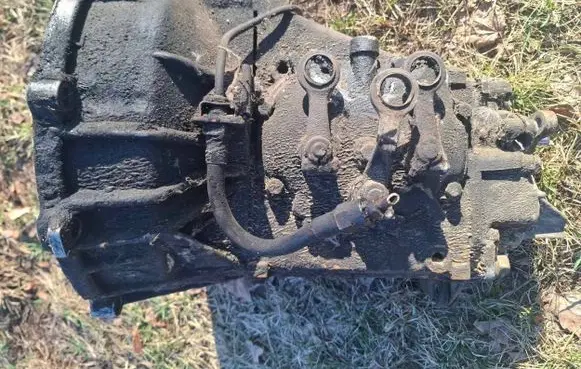 Mercedes-Benz W123 Manual 4 speed gearbox 