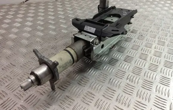 BMW 7 E65 E66 Steering wheel axle 6908962