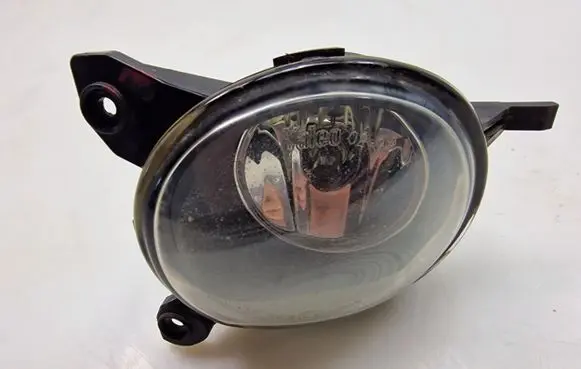 Toyota Corolla E120 E130 Front fog light 8122002090