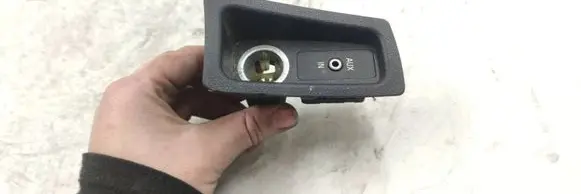 BMW 1 E81 E87 AUX in-socket connector 6930561