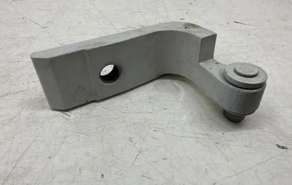 BMW 1 F40 Rear door lower hinge